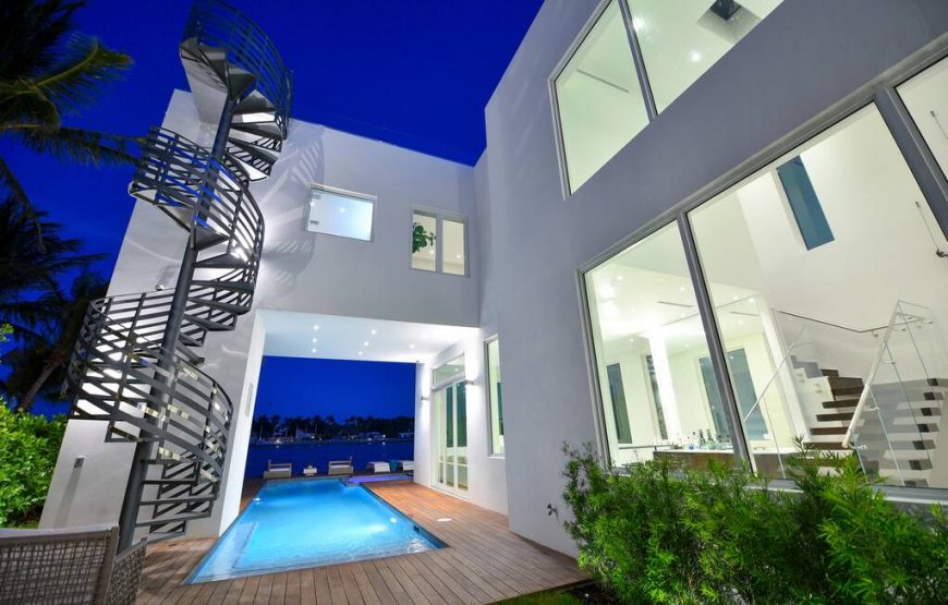 Luxury-Miami-Mansion-Crypto-Modern-Style-11-870x555