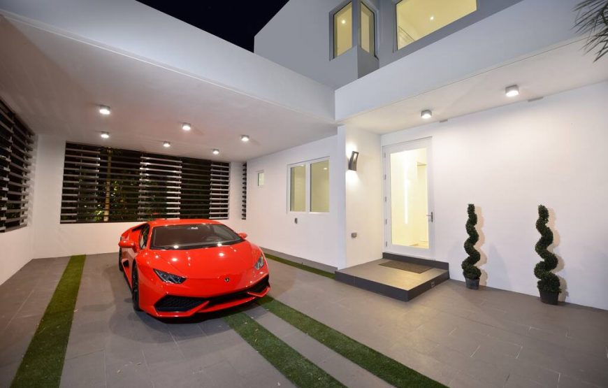Luxury-Miami-Mansion-Crypto-Modern-Style-5-870x555