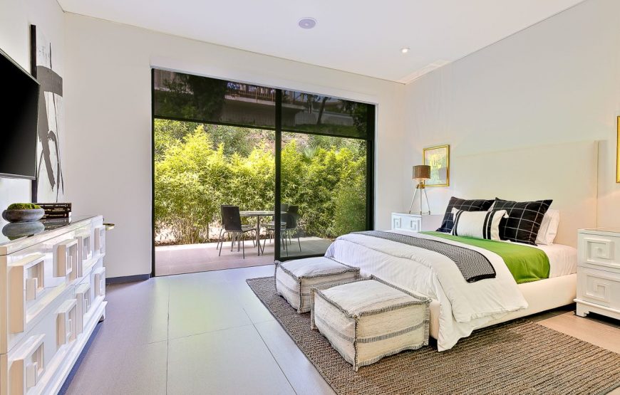 Modernist-Beverly-Hills-house-with-garden-views-30-870x555