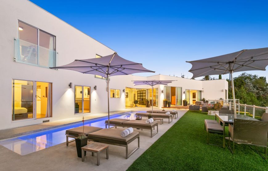 Modernist-villa-in-Beverly-Hills-24-870x555