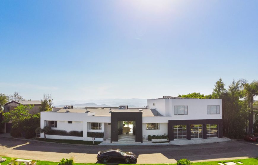 Modernist-villa-in-Beverly-Hills-26-870x555