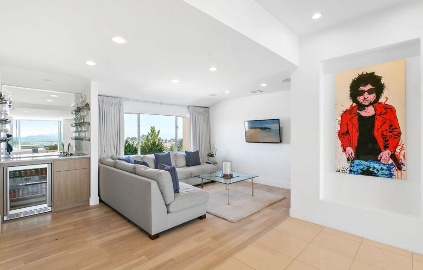 Modernist-villa-in-Beverly-Hills-55-870x555