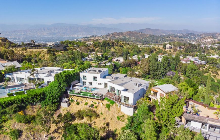 Modernist-villa-in-Beverly-Hills-57-870x555