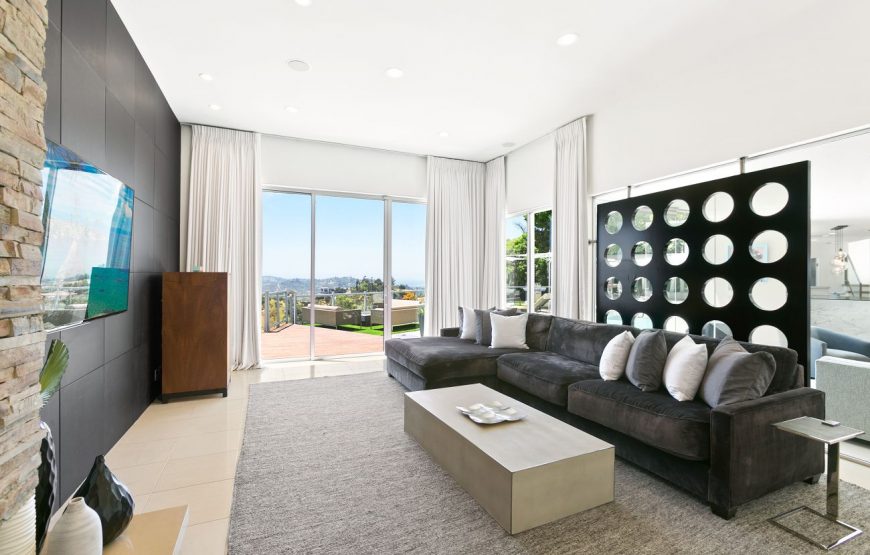 Modernist-villa-in-Beverly-Hills-7-870x555