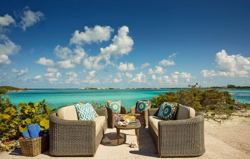 Six-classic-beachfront-villas-on-private-island-43-870x555