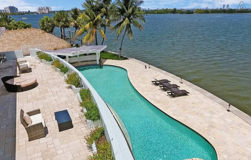 Tropical-paradise-retreat-on-Biscayne-bay-27-870x555