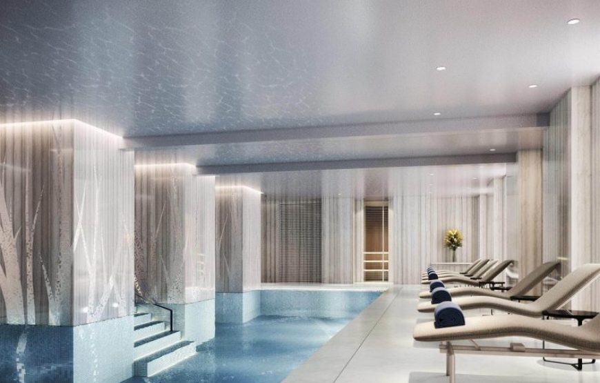four-seasons-hotel-london-at-ten-trinity-square-indoor-pool-800x600-870x555