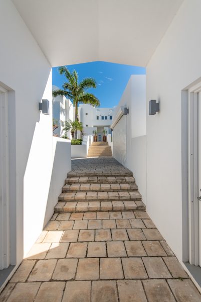 path-entrance-leading-to-the-house